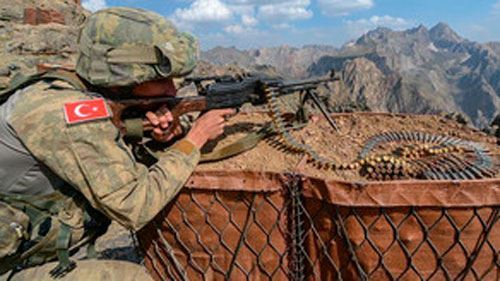 Türkiyə ordusu 8 PKK terrorçusunu zərərsizləşdirib