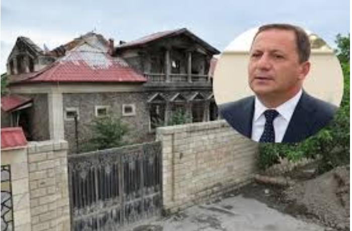 Evi yandırılan sabiq icra başçısı sirk ustalarının iştirakı ilə