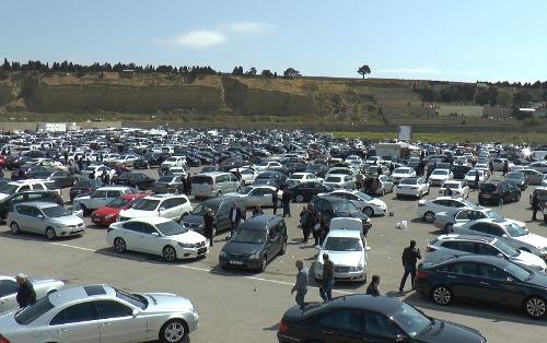 Ekspert Azərbaycanda Bu Masinlarin Qiyməti Qalxacaq