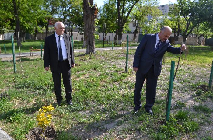 Mingəçevirin başçısı İlham İsmayılov ölkədə belə TANINIR... Mingəçevirin başçısı İlham İsmayılov ölkədə belə TANINIR...