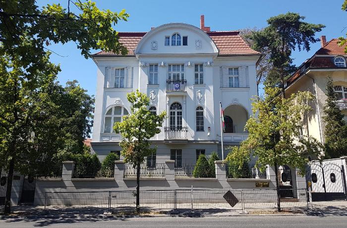 Səfirlik Almaniyada yaşayan azərbaycanlılara çağırış etdi