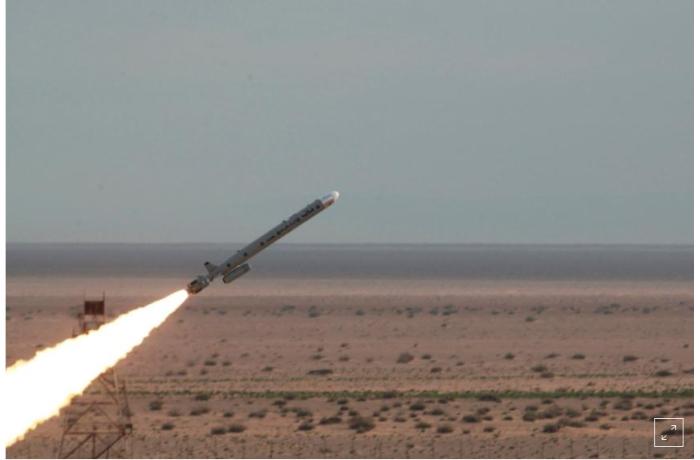 İran “Şəhid Qasım Süleymani” adlı yeni ballistik raketi nümayiş etdirdi -