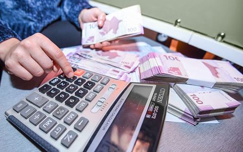 Banklar daşınmaz əmlak üçün nə qədər kredit ayırıblar? – Tam siyahı