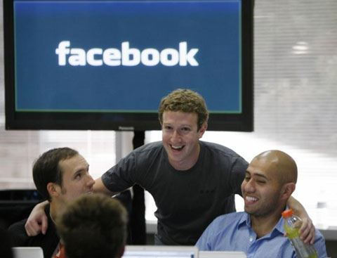 Facebook aşırılık yanlısı hesapları kapatma kararı aldı