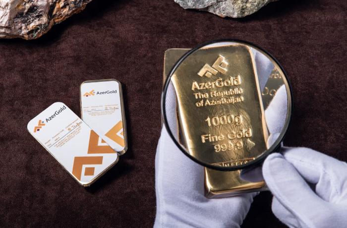 Azərbaycanda bir kiloqramlıq qızıl külçələrin satışı başladı -