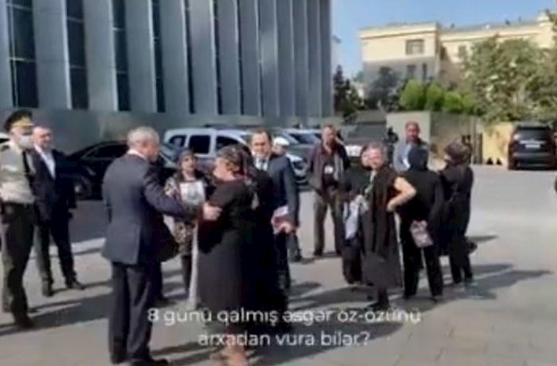 Övladları üçün "şəhidlik statusu" tələb edən valideynlər aksiya keçirdi – Video