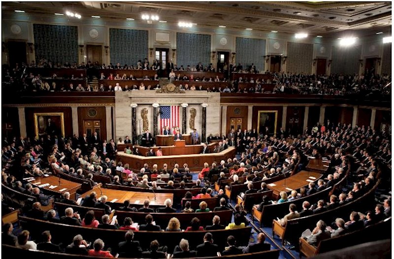 ABŞ Konqresi Venesuelaya qarşı hərbi əməliyyatları məhdudlaşdıran qətnamələri rədd edib