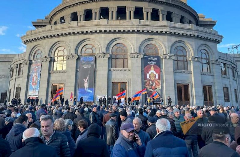 Ermənistanda seçkiöncəsi vəziyyət – Erməni xalqı kimə səs verəcək?