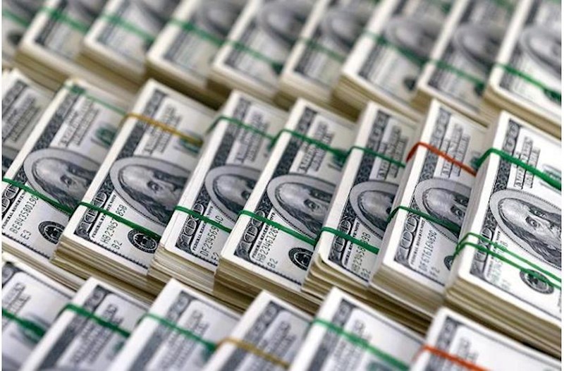 Azərbaycanda dollara tələb kəskin artdı