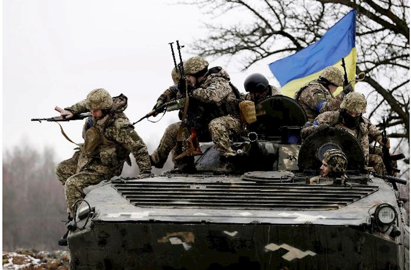 Ukraynada üç min məhkum silahlı qüvvələrə qoşulmağa hazırdır