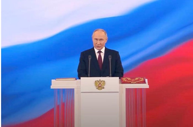 Putin növbəti müddətə prezident vəzifəsinin icrasına başladı