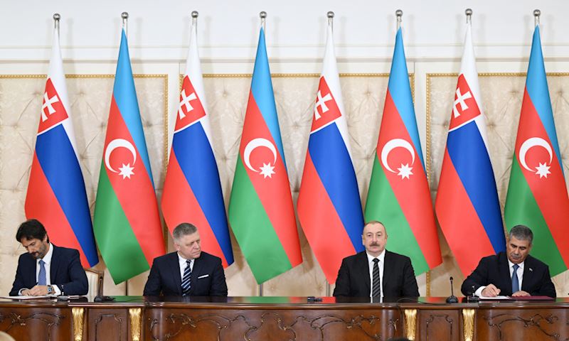 Azərbaycan və Slovakiya arasında müdafiə sahəsində əməkdaşlıq sazişi imzalandı