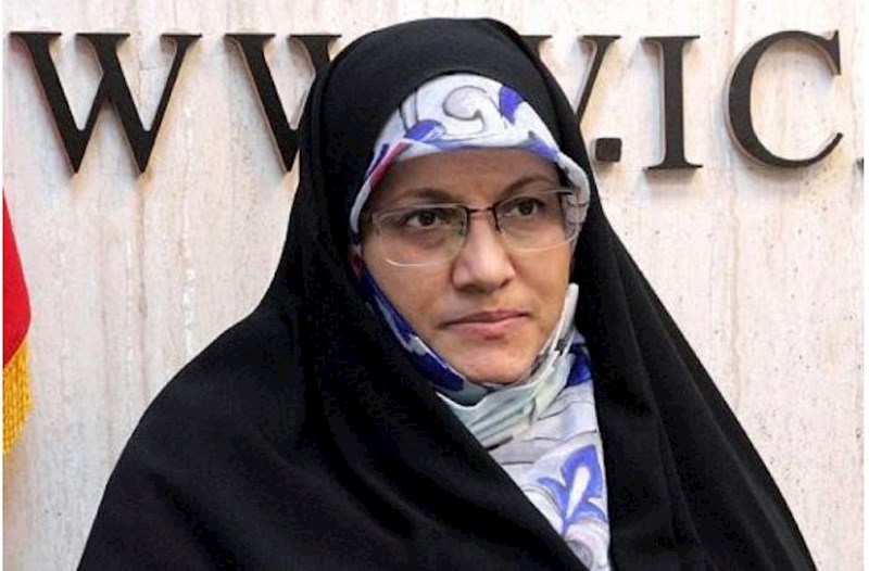 İranda Zöhrə Elahian prezidentliyə namizədliyini geri götürdü