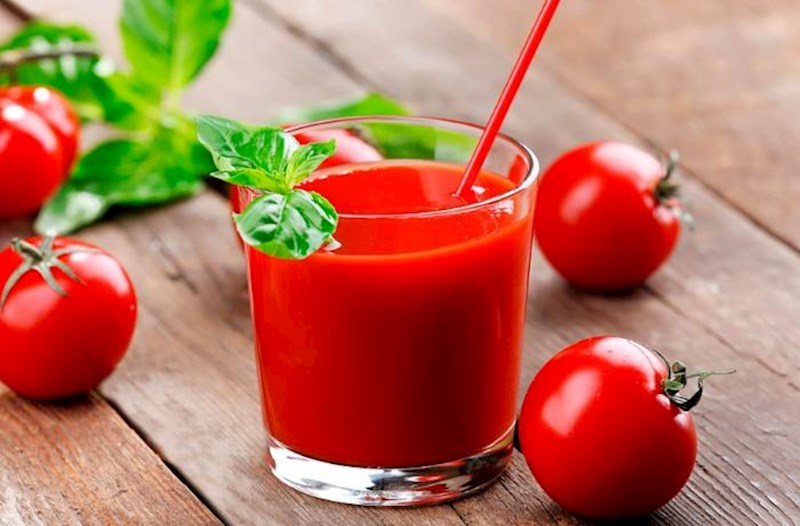 “Xərçəngin qarşısını almaq üçün hər gün pomidor şirəsi için” – Biotexnoloq 