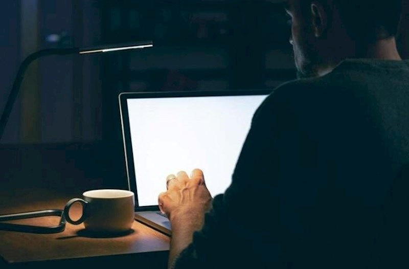Hansı işıqlandırma görmə qabiliyyətinə zərər verir?