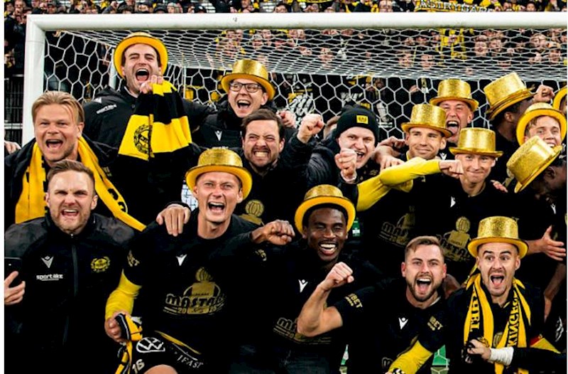 1500 nəfərlik qəsəbə klubu ilk dəfə İsveç çempionu oldu