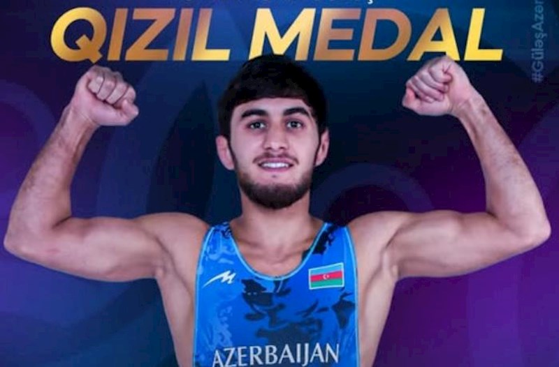 Daha bir güləşçimiz dünya çempionu oldu 