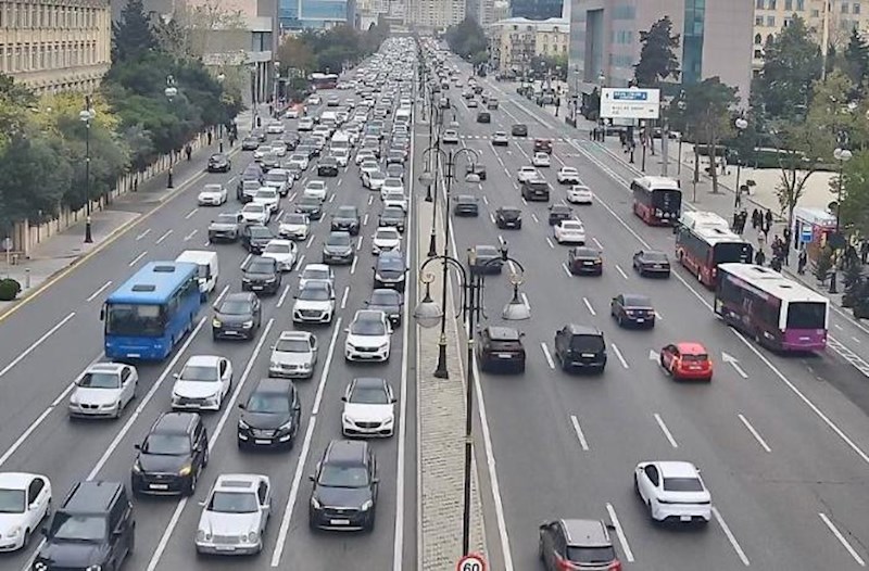 Əksər yollarda tıxac var – Siyahı