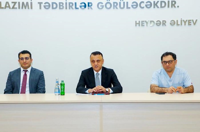 “Cavadzadə”nin direktoru və baş həkimi işdən çıxarıldı