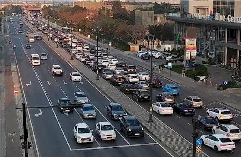 12 yolda tıxac var – Siyahı