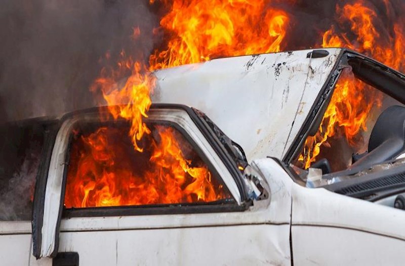 Salyanda “Haval” markalı avtomobil yanıb