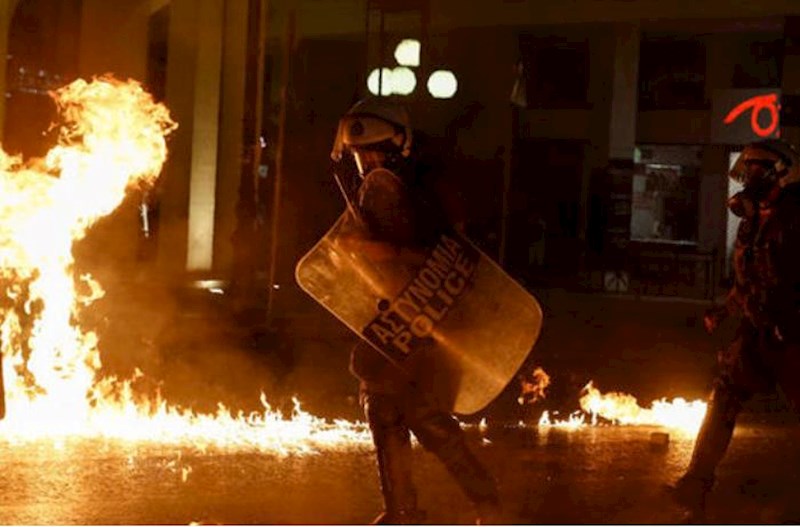 Türkiyənin Yunanıstandakı konsulluğu yaxınlığında iğtişaş – 18 nəfər saxlanılıb