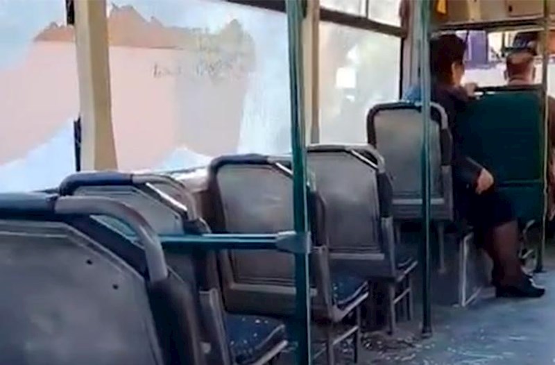 Sürücü avtobusu niyə bu vəziyyətdə idarə edib? – Video