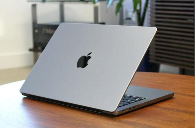 “Apple” “iPhone” prosessoru ilə münasib “MacBook” hazırlayır − “Bloomberg”