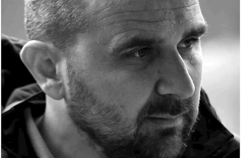 44 yaşlı baş məşqçi oyun zamanı vəfat etdi