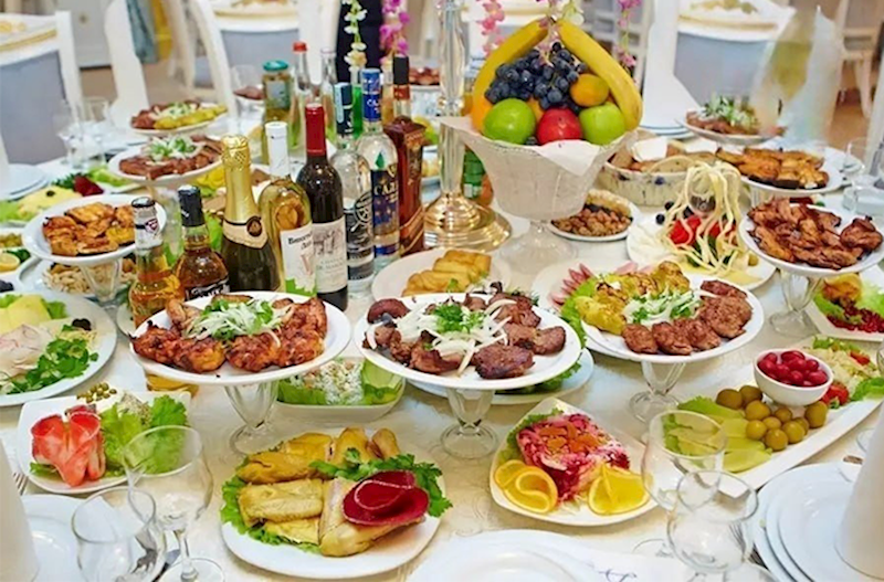 Şadlıq saraylarında mənşəyi məlum olmayan ət istifadə olunub – Rəsmi