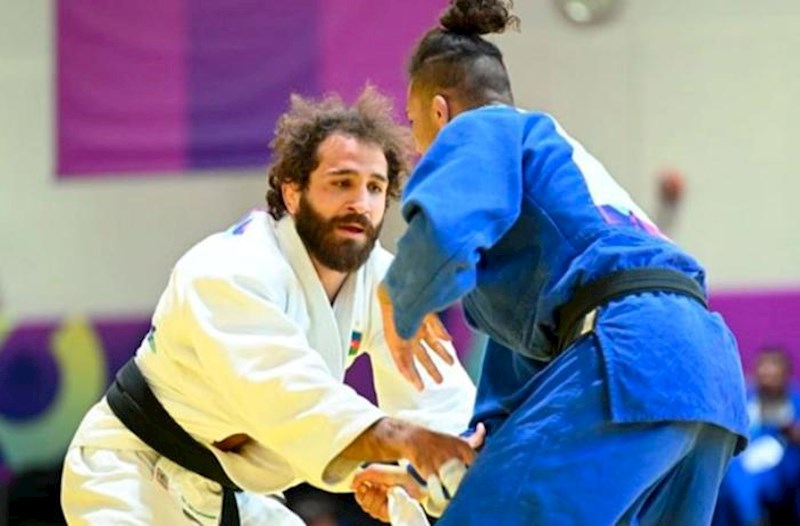 Hidayət Heydərov finala vəsiqə qazandı