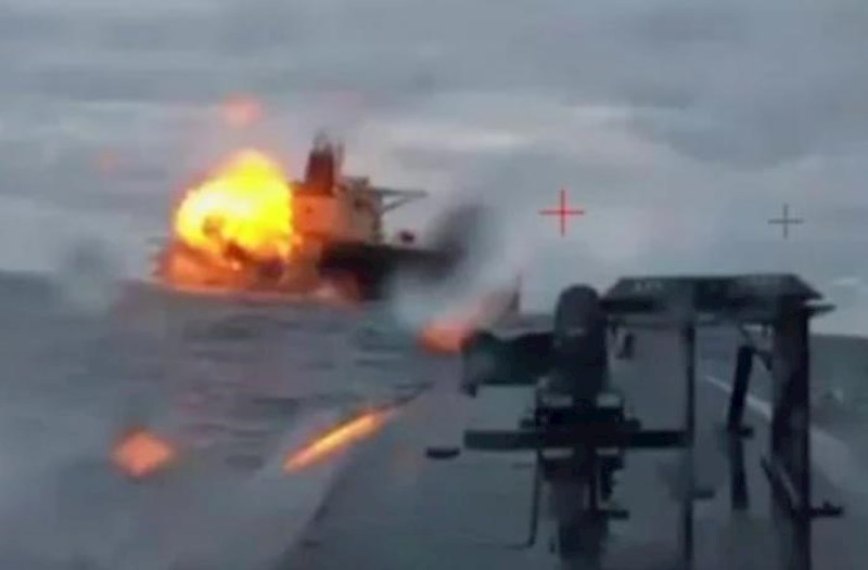 Ukrayna Qara dənizdə Rusiyanın tankerinə hücum etdi