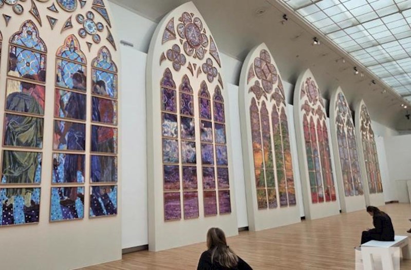 Britaniyada bir muzeydən 600-dən çox qiymətli eksponat oğurlandı