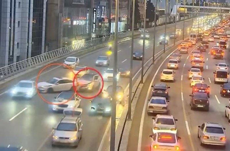 Bakıda toy karvanında zəncirvari qəza oldu – Video