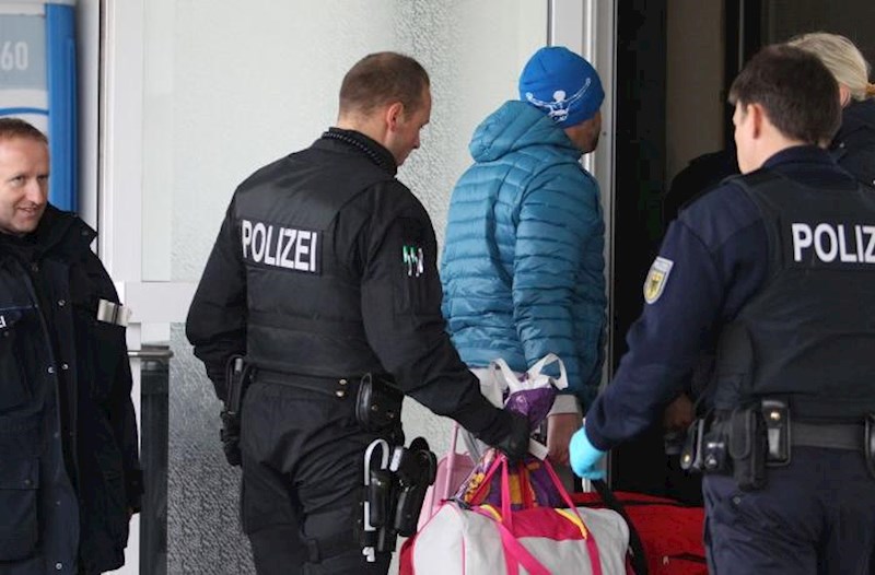 Daha 34 azərbaycanlı Almaniyadan deportasiya olundu