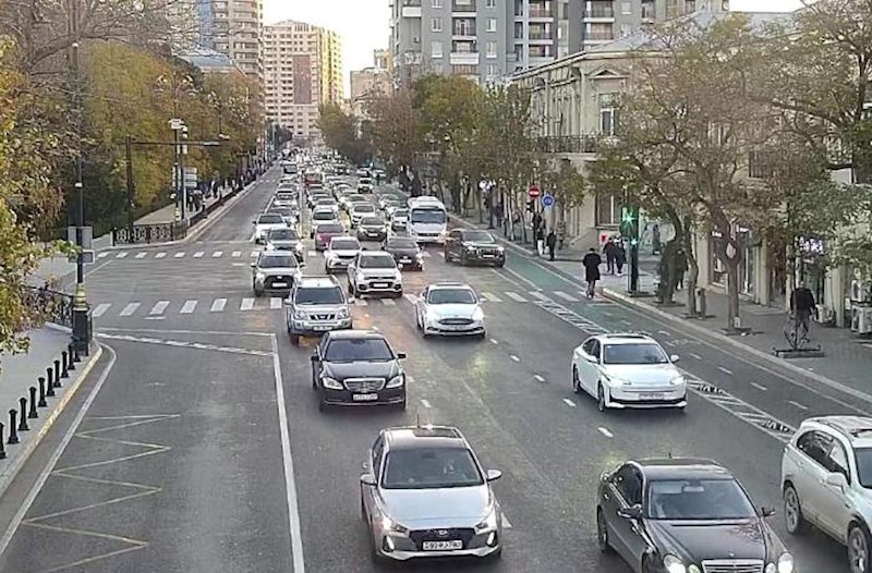 13 yolda tıxac var – Siyahı