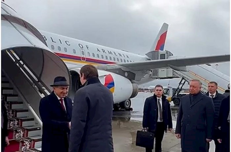 Paşinyan Sankt-Peterburqa işgüzar səfərə gəlib