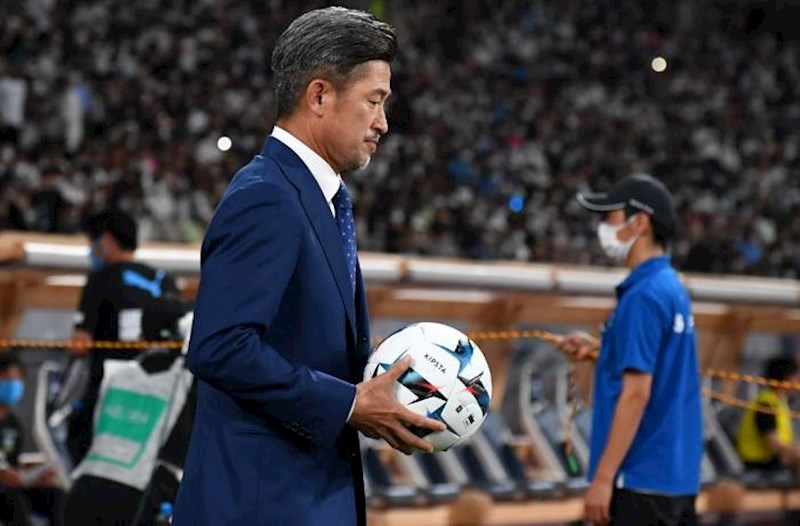 58 yaşlı yaponiyalı futbolçu 41-ci mövsümünü oynayacaq