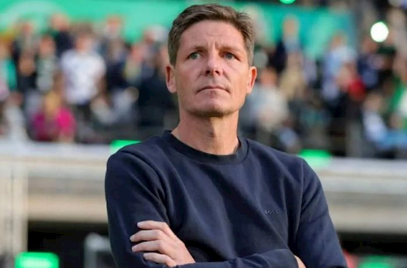 “Kristal Pelas”ın baş məşqçisi klubu tərk etmək istəyir