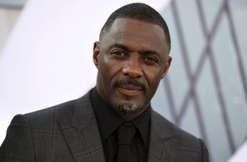 İdris Elba cəngavər tituluna layiq görüldü – Foto