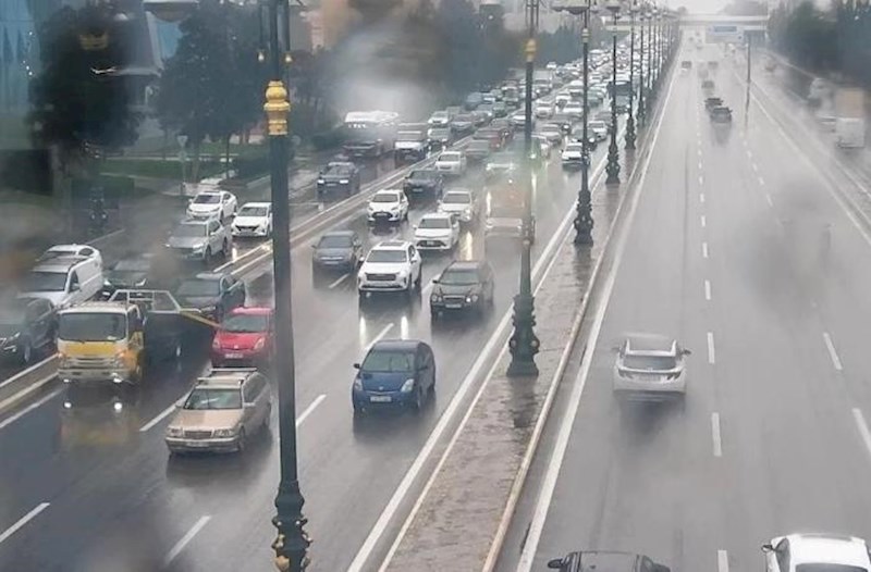 Hazırda 15 yolda tıxac var – Siyahı