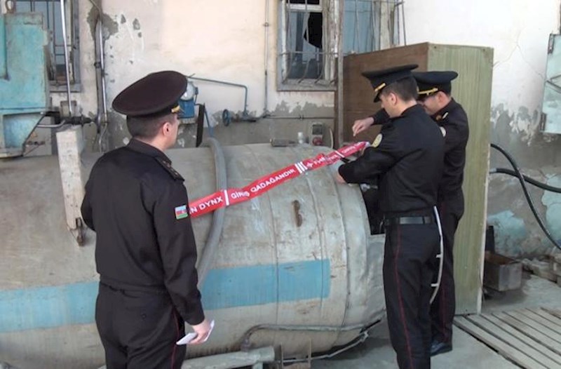 Yanğın təhlükəli obyektin fəaliyyəti dayandırıldı – Video