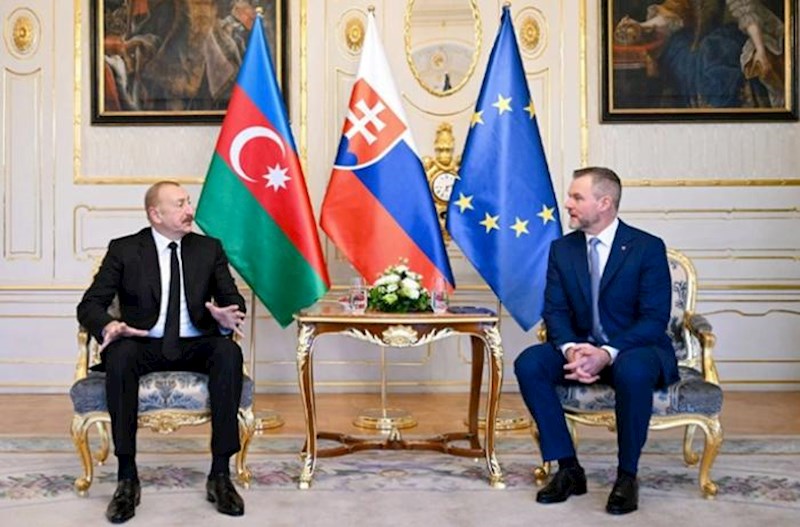 İlham Əliyevin Slovakiya Prezidenti ilə təkbətək görüşü oldu