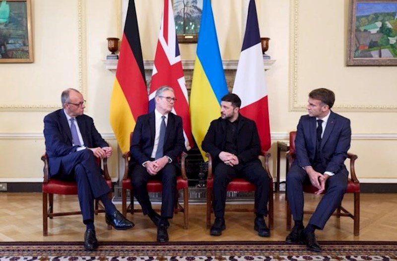 Zelenski Avropa liderləri ilə Londonda görüşdü