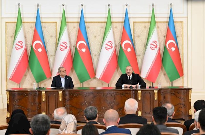 Məsud Pezeşkian İlham Əliyevi təbrik etdi
