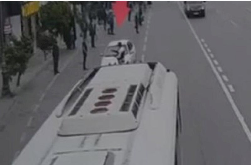 Narkotikin təsiri altında avtomobil idarə edən sürücü həbs edilib – Video