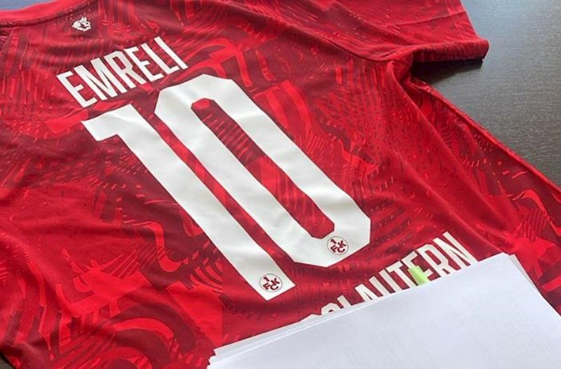 Emreli yeni klubunda 10 nömrəli formanı geyinəcək
