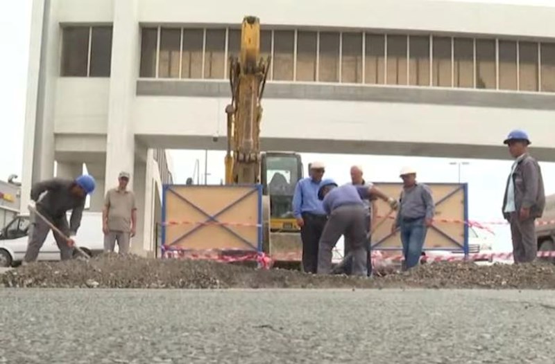 Dünən çökən yolun kanalizasiyası ölümə səbəb olan həmin xəttə bağlıdır – Video