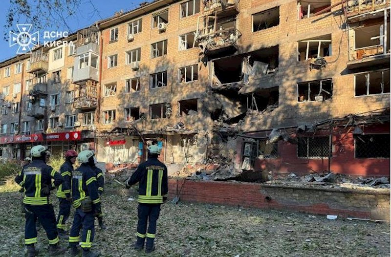 Rusiya Kiyevi bombalayıb