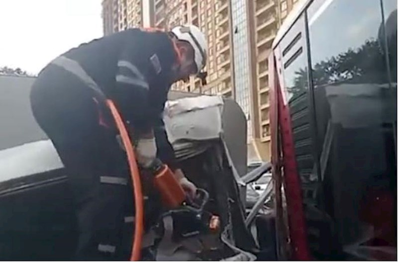 Xətaidə avtobusla “Qazel” toqquşub – Video